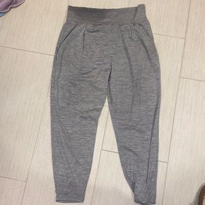 Vuori Size Large Pants